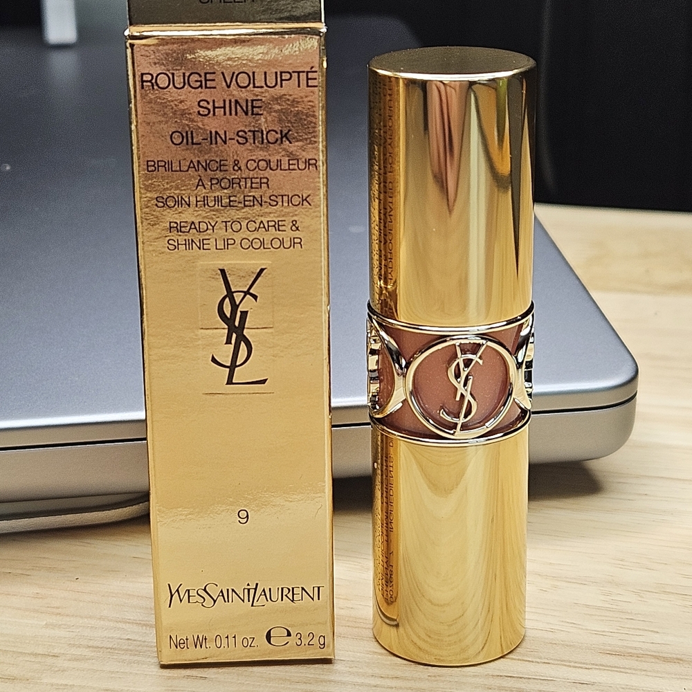 Nude Sheer YSL Rouge Volupté Shine Oil-In-Stick #9 - Picture 4 of 4